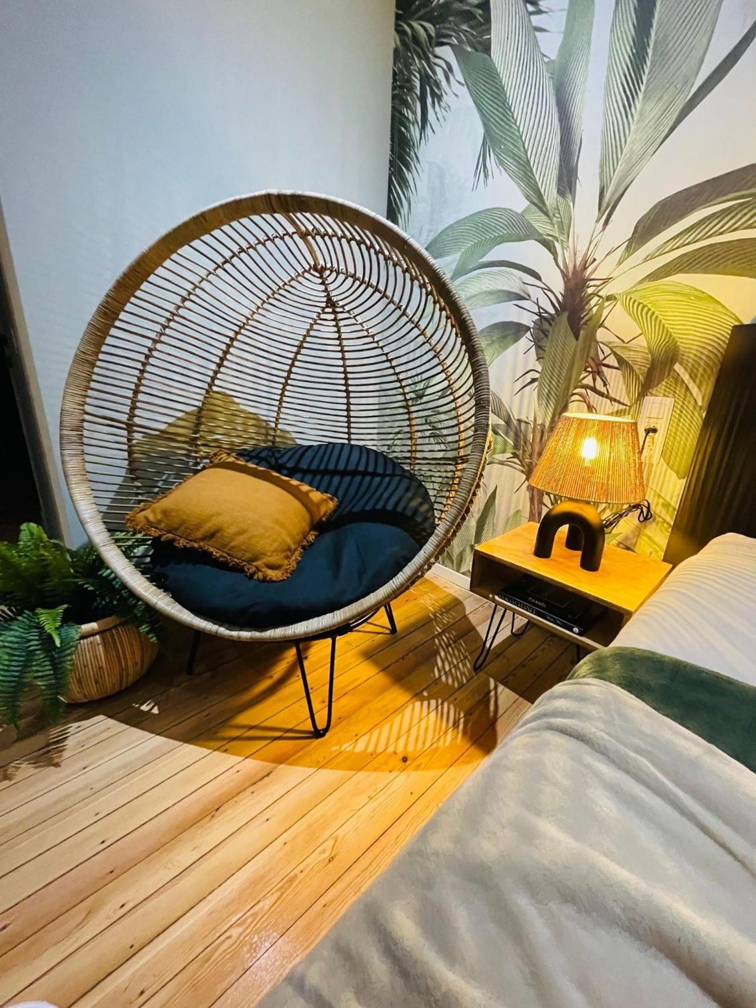 Appartement Exotique Avec Bain Balneo Liège Eksteriør billede