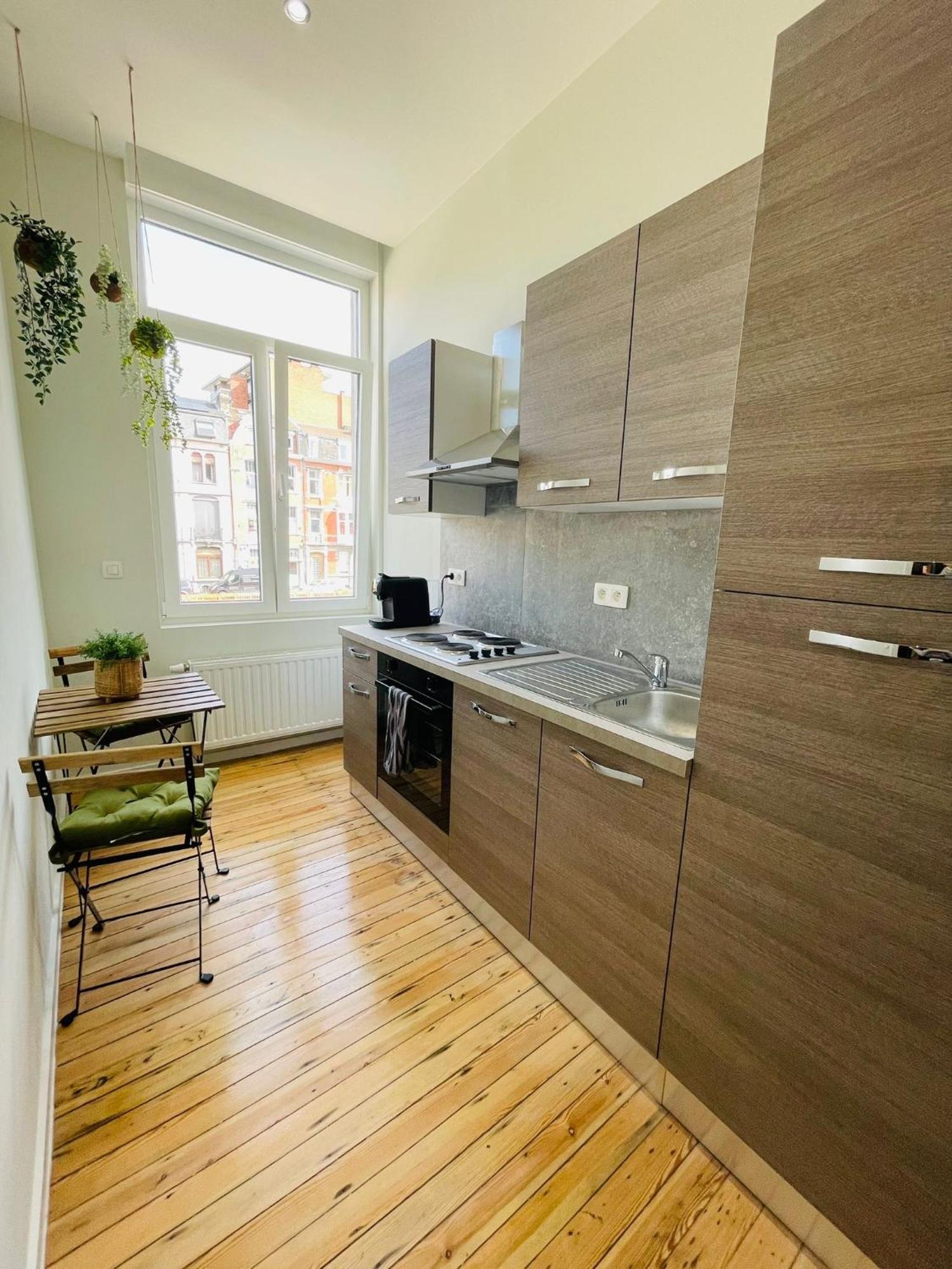 Appartement Exotique Avec Bain Balneo Liège Eksteriør billede